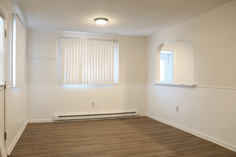 Amherst Apartment: 10 Belchertown Rd