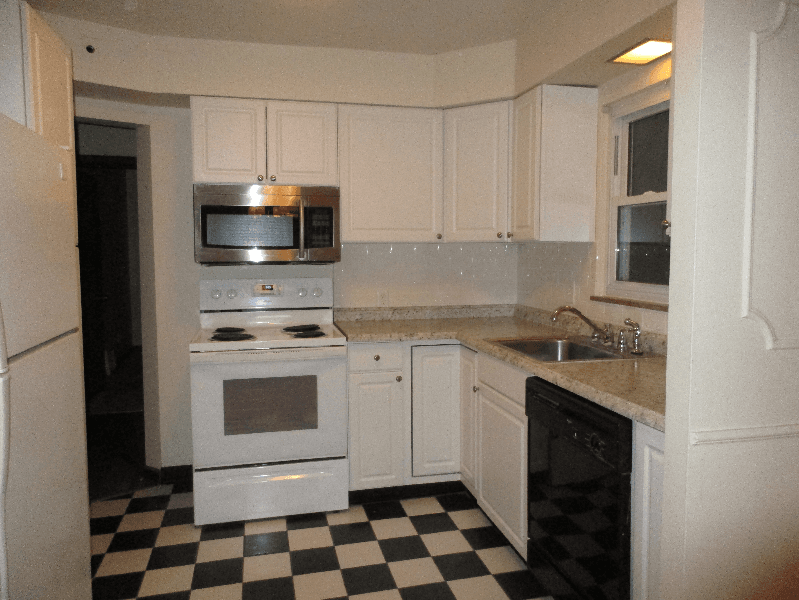 Upper Arlington House: 2149 Wesleyan Dr