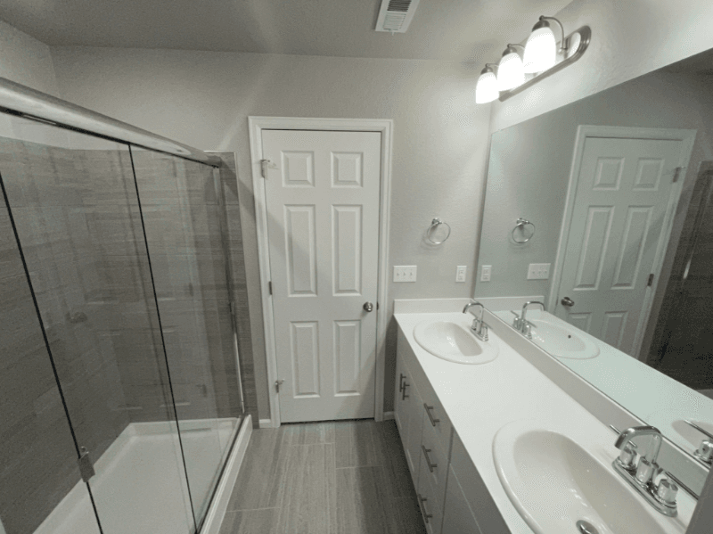 Brighton House: 817 Morning Glory Rd