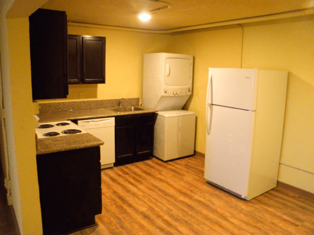 Wichita Multiplex: 3713 E Ross Parkway