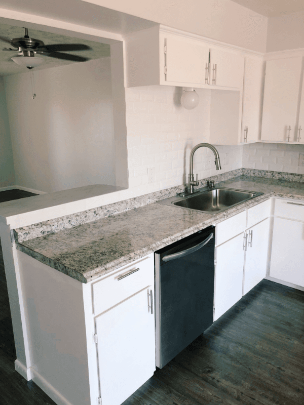 COLLEGE STATION Apartment: 714 WELLESLEY CT