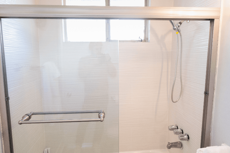 North Hollywood Apartment: 11249 Huston St
