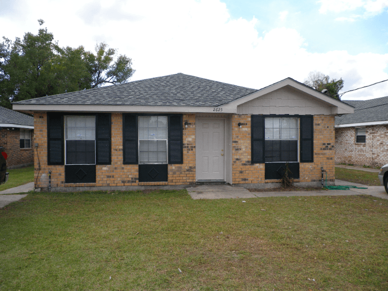 Kenner Multiplex: 2623 Acron St