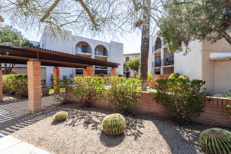 Phoenix Condo: 4727 E Lafayette Blvd