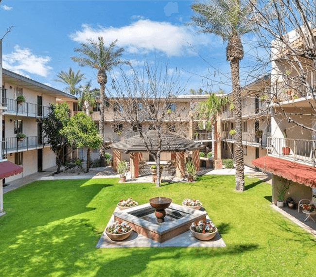 Phoenix Condo: 4727 E Lafayette Blvd