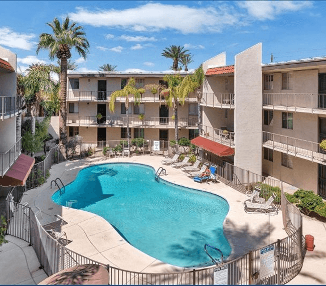 Phoenix Condo: 4727 E Lafayette Blvd