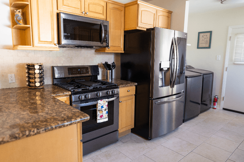 North Hollywood House: 5756 Case Ave