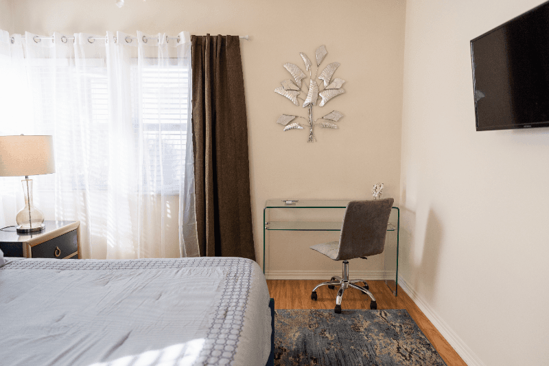 North Hollywood House: 5756 Case Ave