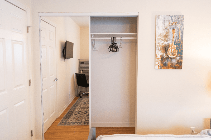 North Hollywood House: 5756 Case Ave
