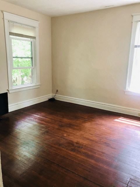 Cincinnati House: 2336 stratford ave
