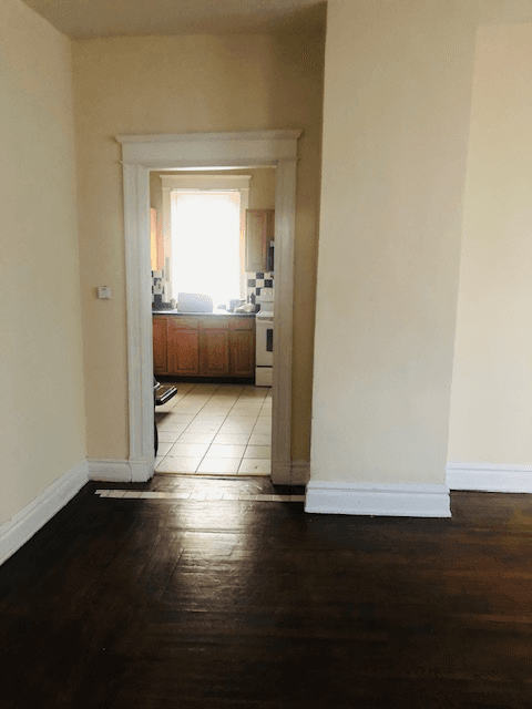 Cincinnati House: 2336 stratford ave