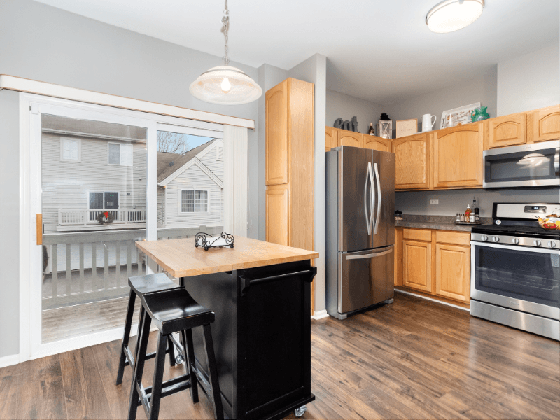 Cary Townhome: 128 New Haven Dr