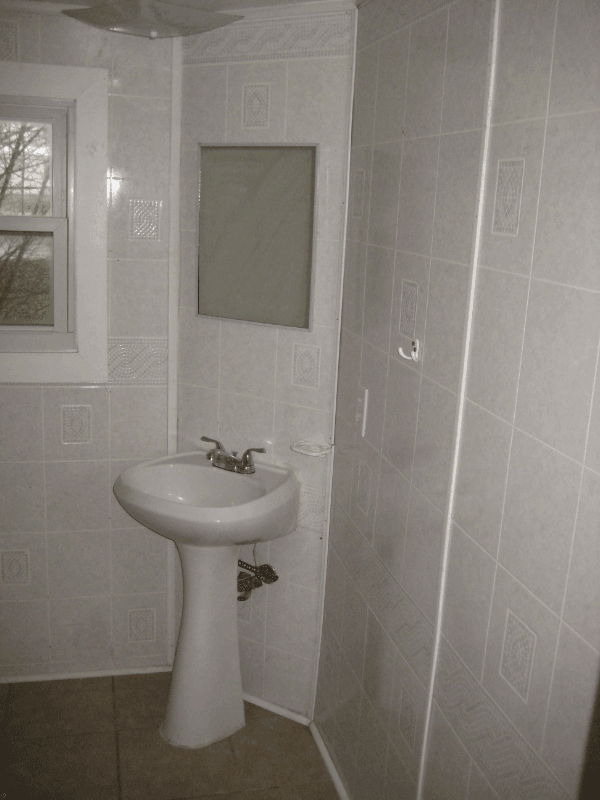 Hazel Green House: 112 Monee Ln