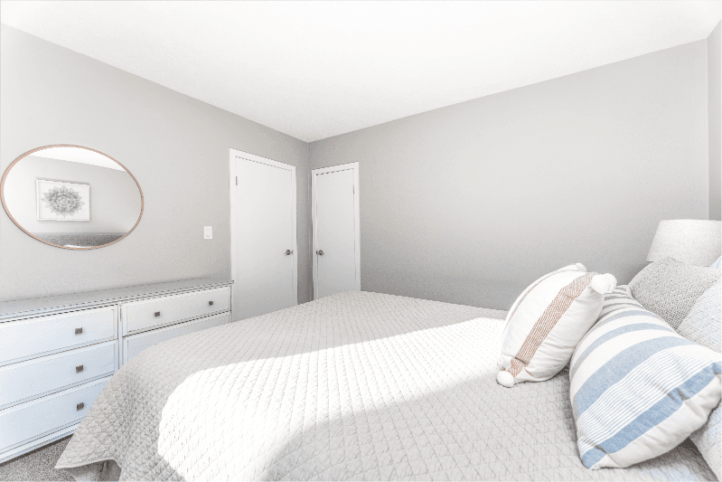 Quincy House: 9348 Columbia Ct NW