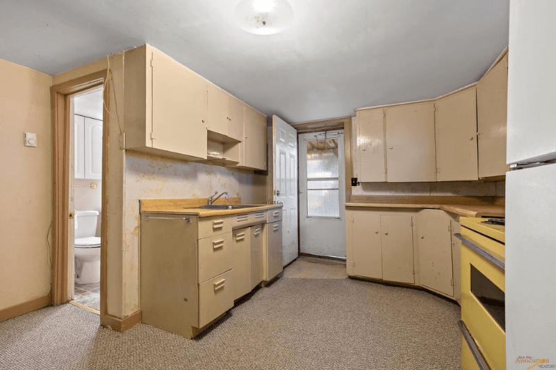 Rapid City Multiplex: 617 Saint Cloud St