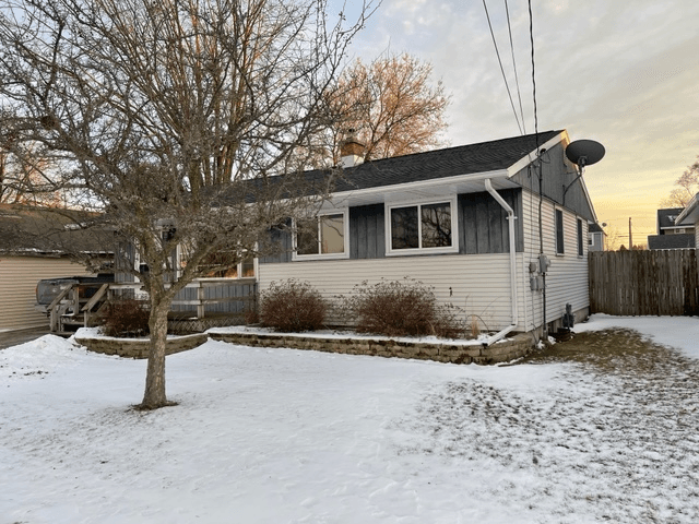 Two Rivers House: 2509 11th St