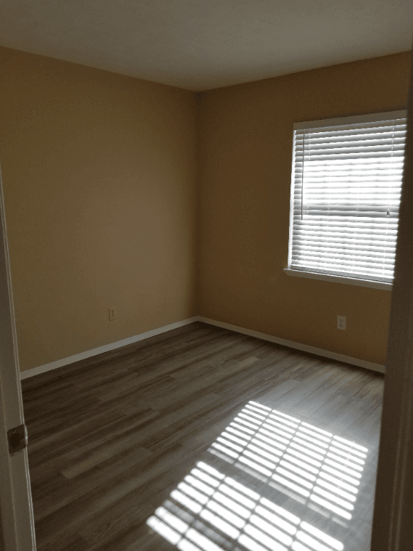 The Colony House: 5725 Baker Dr.