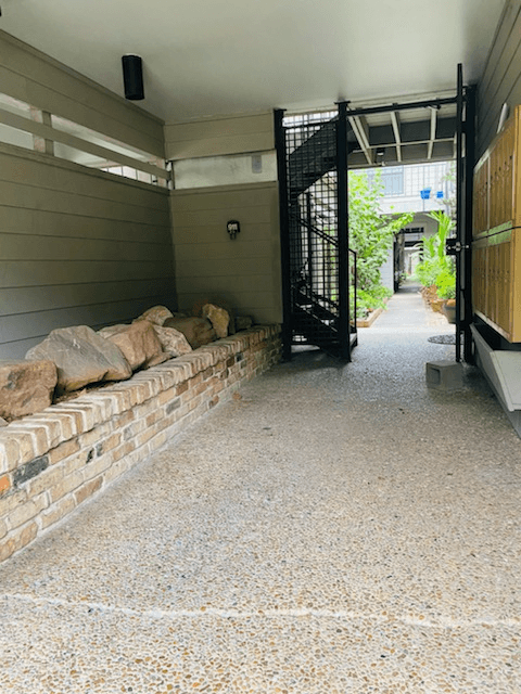 houston Apartment: 1414 Castle Court