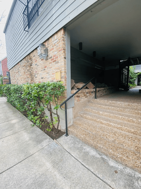 houston Apartment: 1414 Castle Court