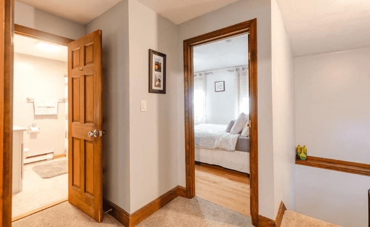 Lynn Townhome: 52 Winnepurkit Ave