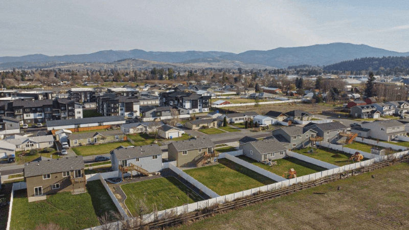 Spokane Valley House: 617 N Shamrock Rd
