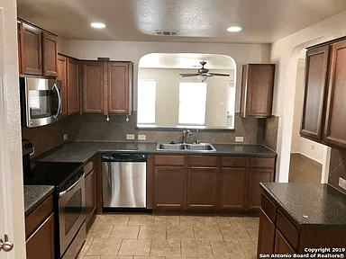 San Antonio House: 11518 Fort Smith