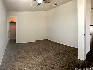 San Antonio House: 11518 Fort Smith