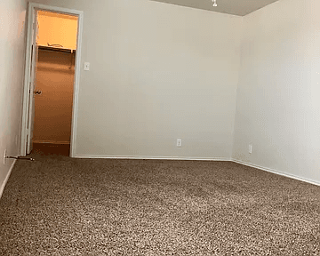San Antonio House: 11518 Fort Smith