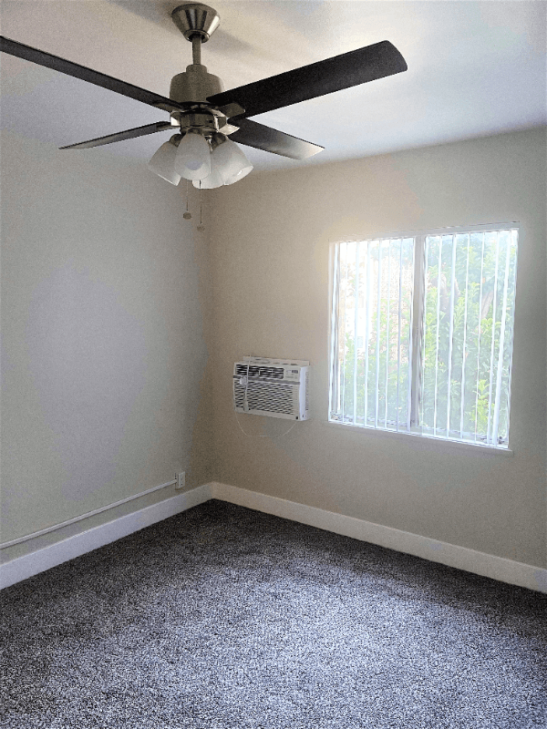 Pasadena Apartment: 170 S Chester Ave