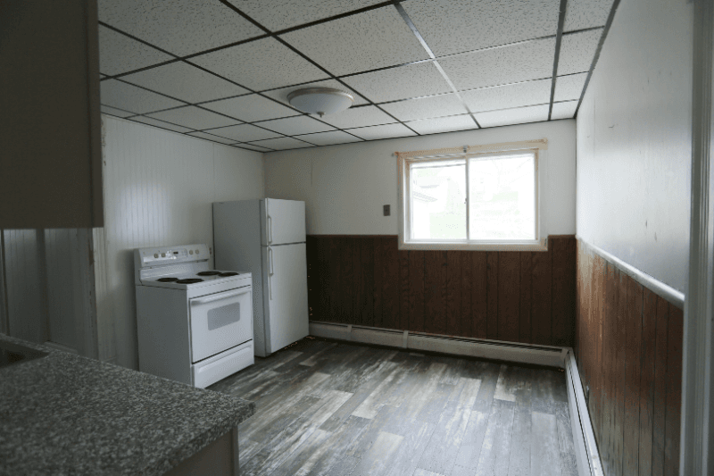 Bessemer Apartment: 411 E Longyear St
