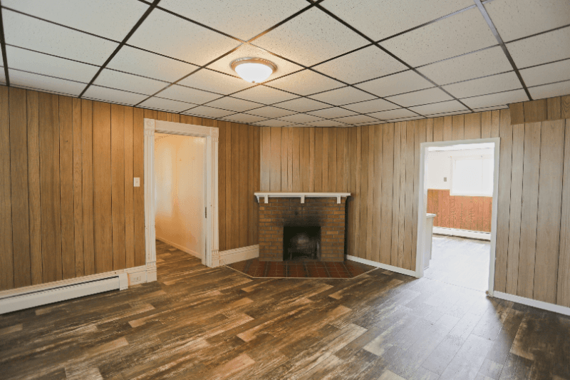 Bessemer Apartment: 411 E Longyear St