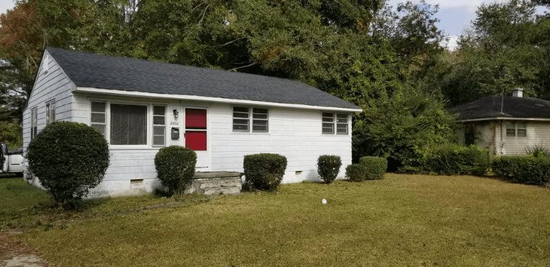 Kinston House: 2312 Briarfield Rd
