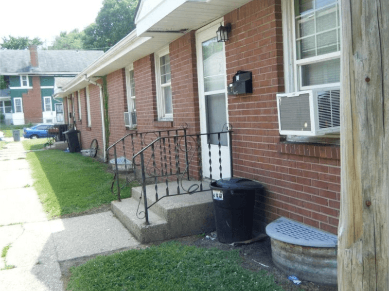 Rockford Apartment: 1005 Garfield Ave, Rockford IL