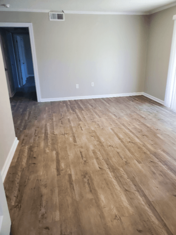 Columbia Condo: 601 Riverhill Circle