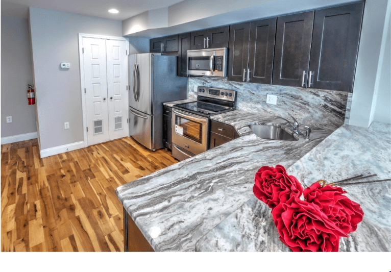 Philadelphia Apartment: 422 N 40th St