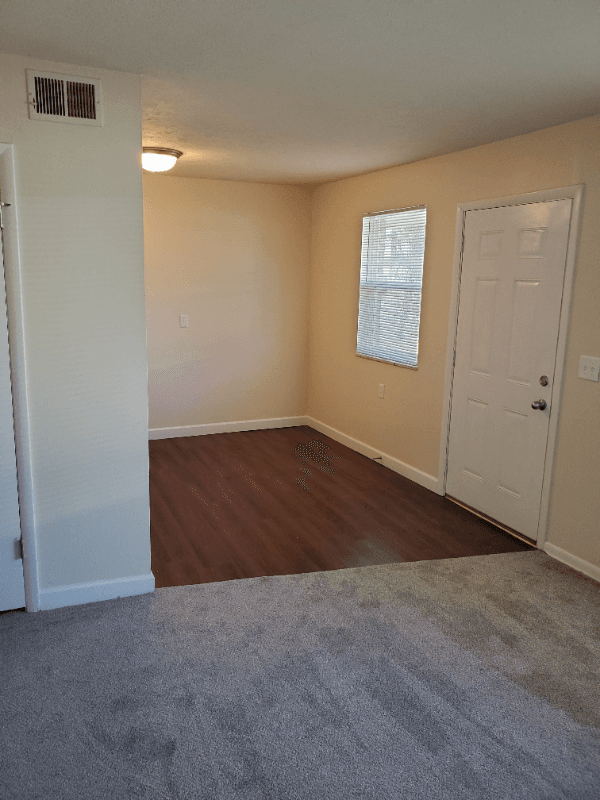 Columbus Apartment: 2838 Joyce Ave