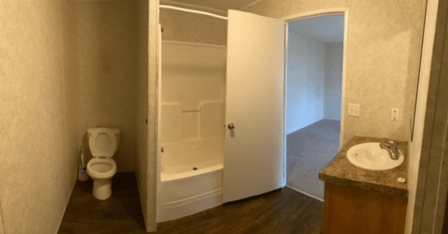 Springfield House: 101 Sparrow Ln