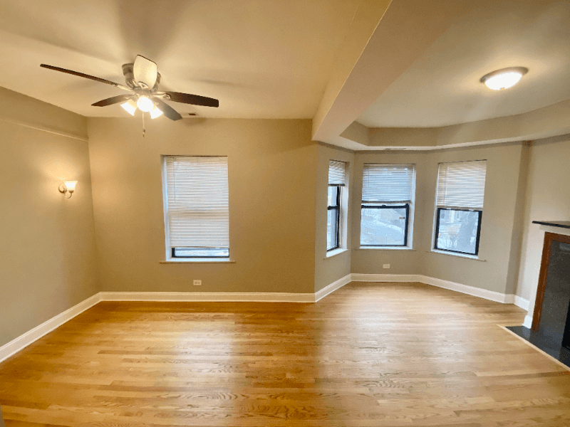 Chicago Apartment: 6557 S Minerva Ave