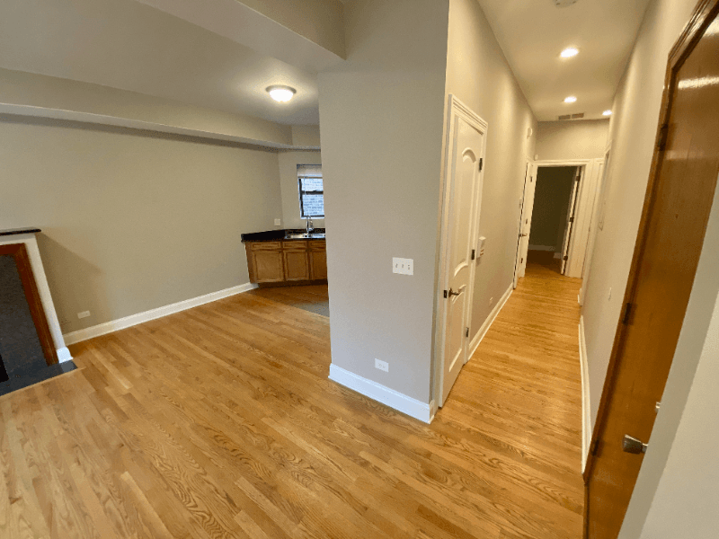 Chicago Apartment: 6557 S Minerva Ave