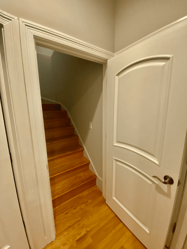 Chicago Apartment: 6557 S Minerva Ave