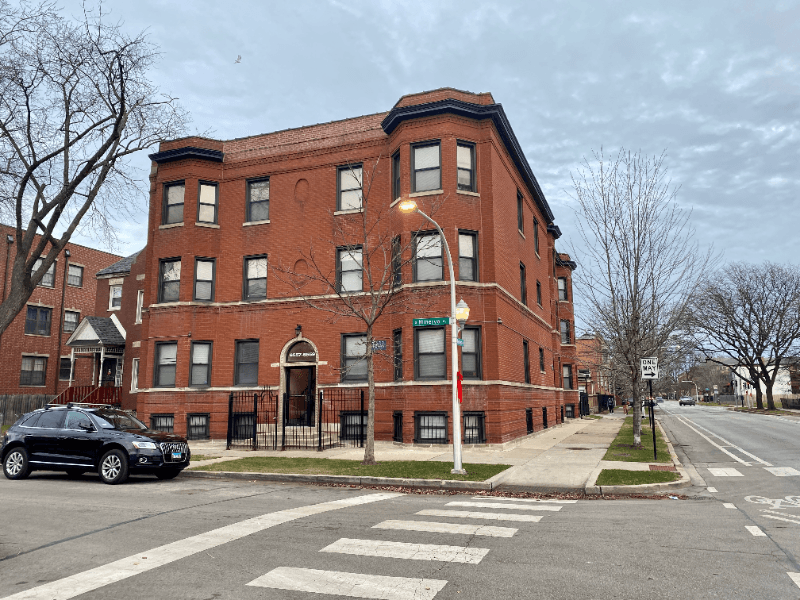 Chicago Apartment: 6557 S Minerva Ave