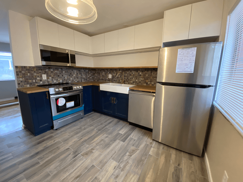 Alton House: 2310 Tibbitt St