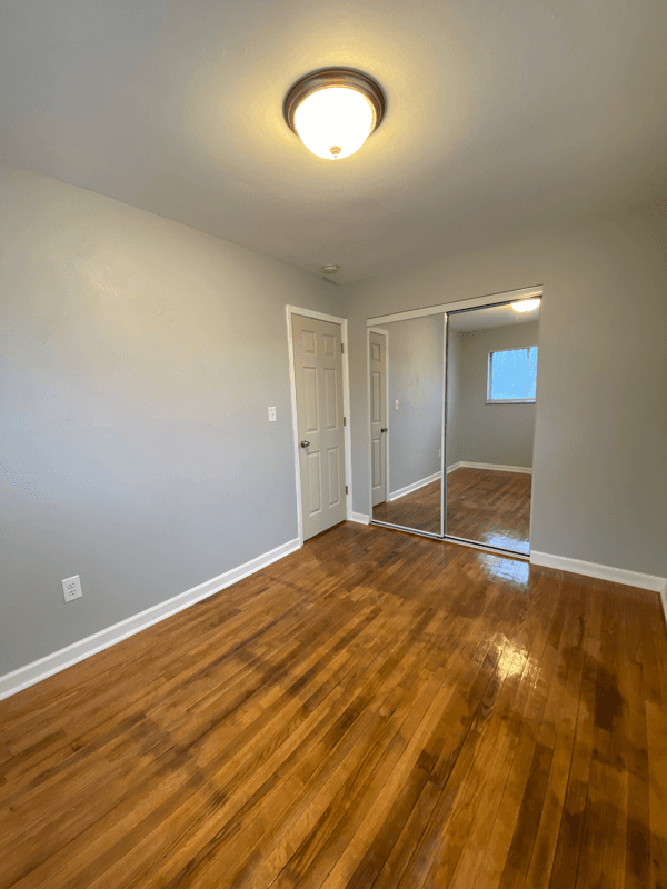Alton House: 2310 Tibbitt St