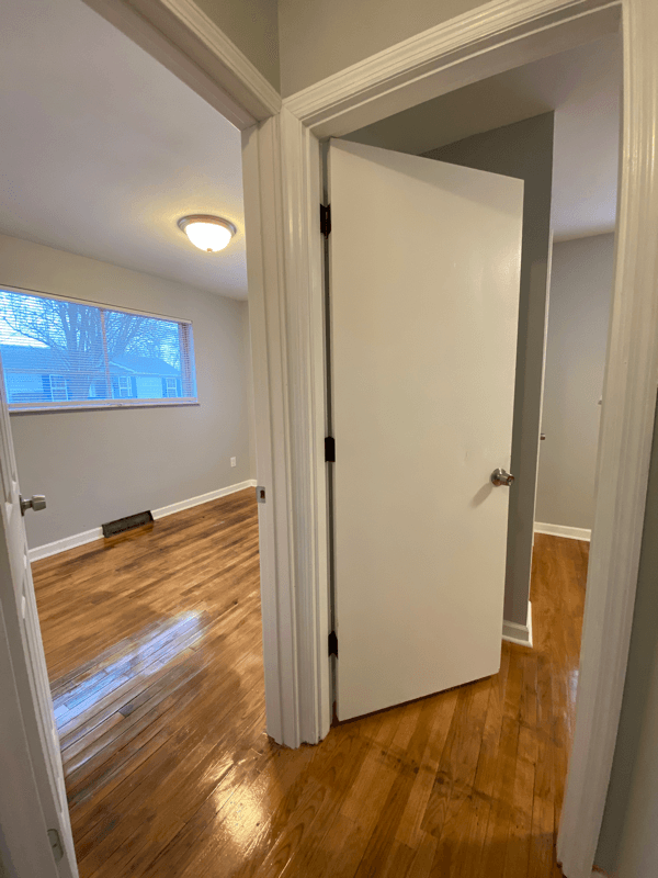 Alton House: 2310 Tibbitt St