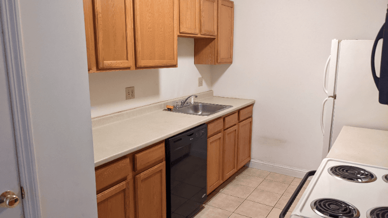 Mansfield Apartment: 12 Pratt Street
