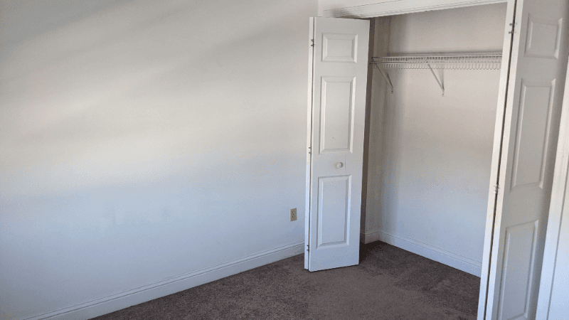 Mansfield Apartment: 12 Pratt Street