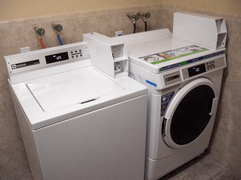 Cambridge Apartment: 355 Horseshoe Dr