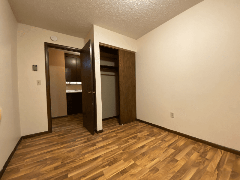 Cambridge Apartment: 133 Birch St N