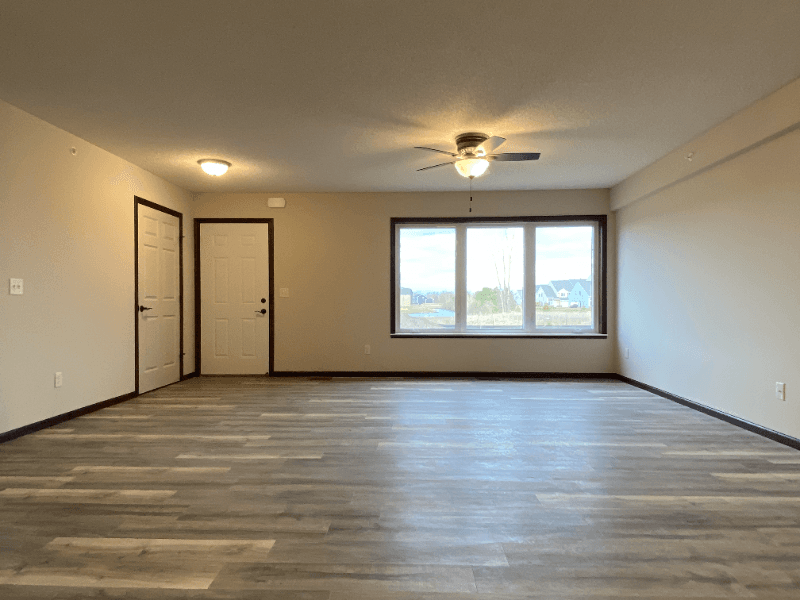 Cambridge Townhome: 2200 4th Ln SE