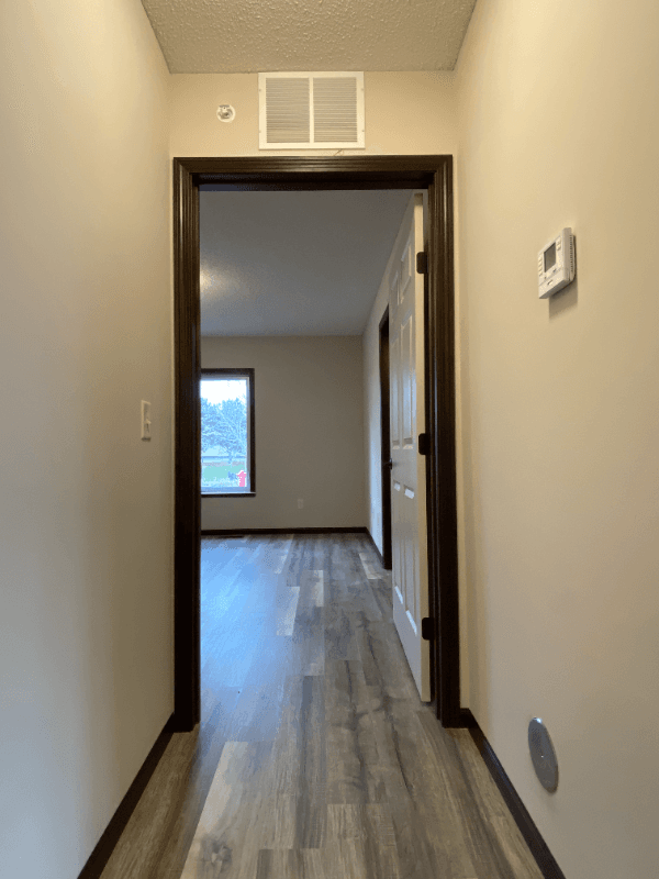 Cambridge Townhome: 2200 4th Ln SE